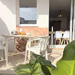 Apartamento A 300m De La Boisvinet ,terrasse, Garage, Wi-fi Saint-Gilles-Croix-de-Vie